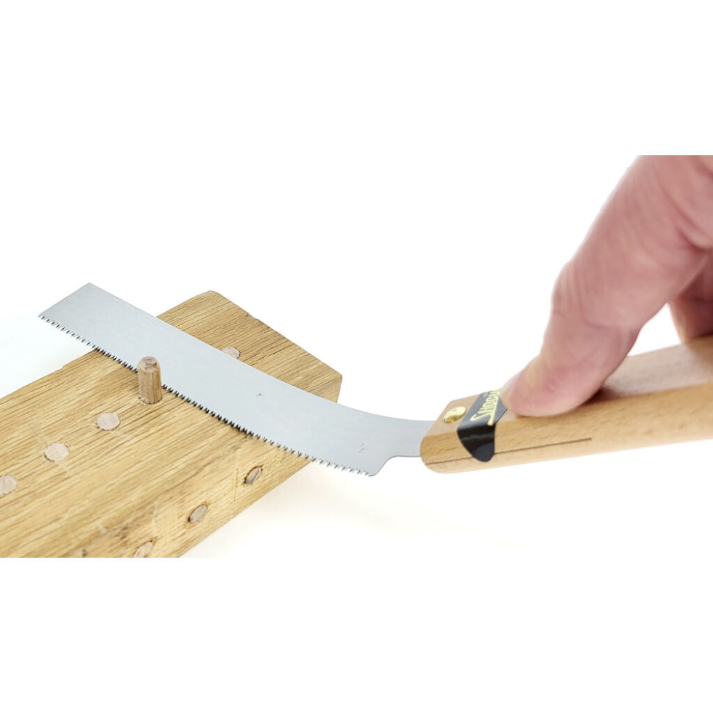 Cutting dowel with the Japanese Shogun Flush Cutting Pull Saw