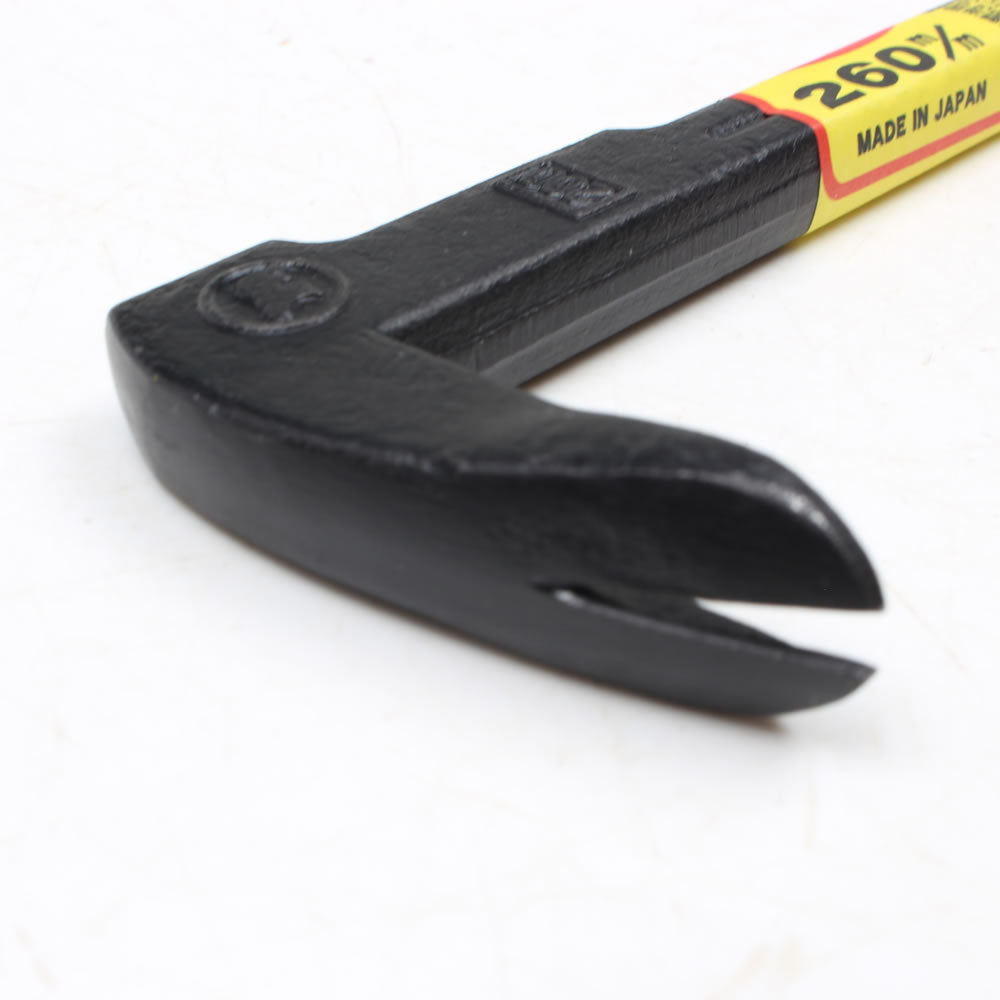 Close up of Nail Puller