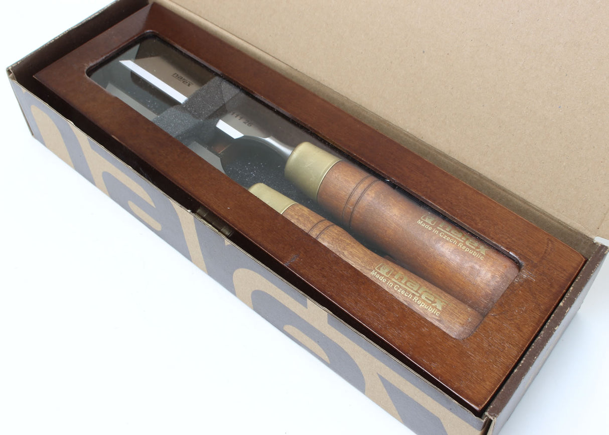 Narex Skew Chisel Set within fitted box