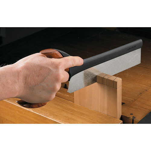 Veritas Fine-Tooth Dovetail Saw being used to cut dovetails