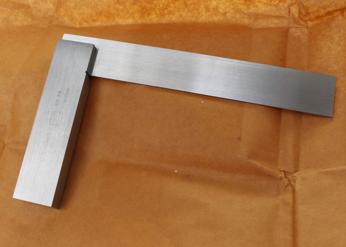 Moore and Wright Precision Engineers Try Square 400 Series