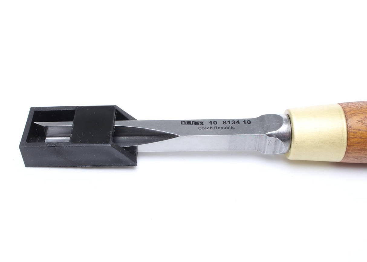 Narex Premium Corner Chisel - fitted with blade cover