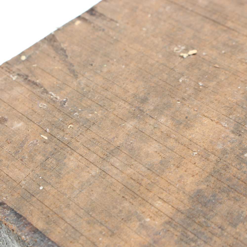 Chacate Preto Wood 6x6x4" - (Shrinkage Hairline Crack)