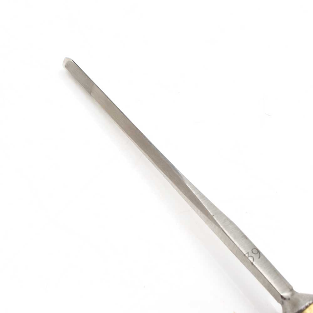 Sweep 39 marked into reverse side of  V Tool blade