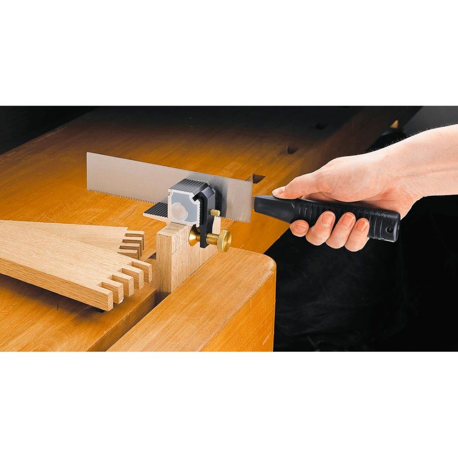 Veritas Right Angle Saw Guide in use