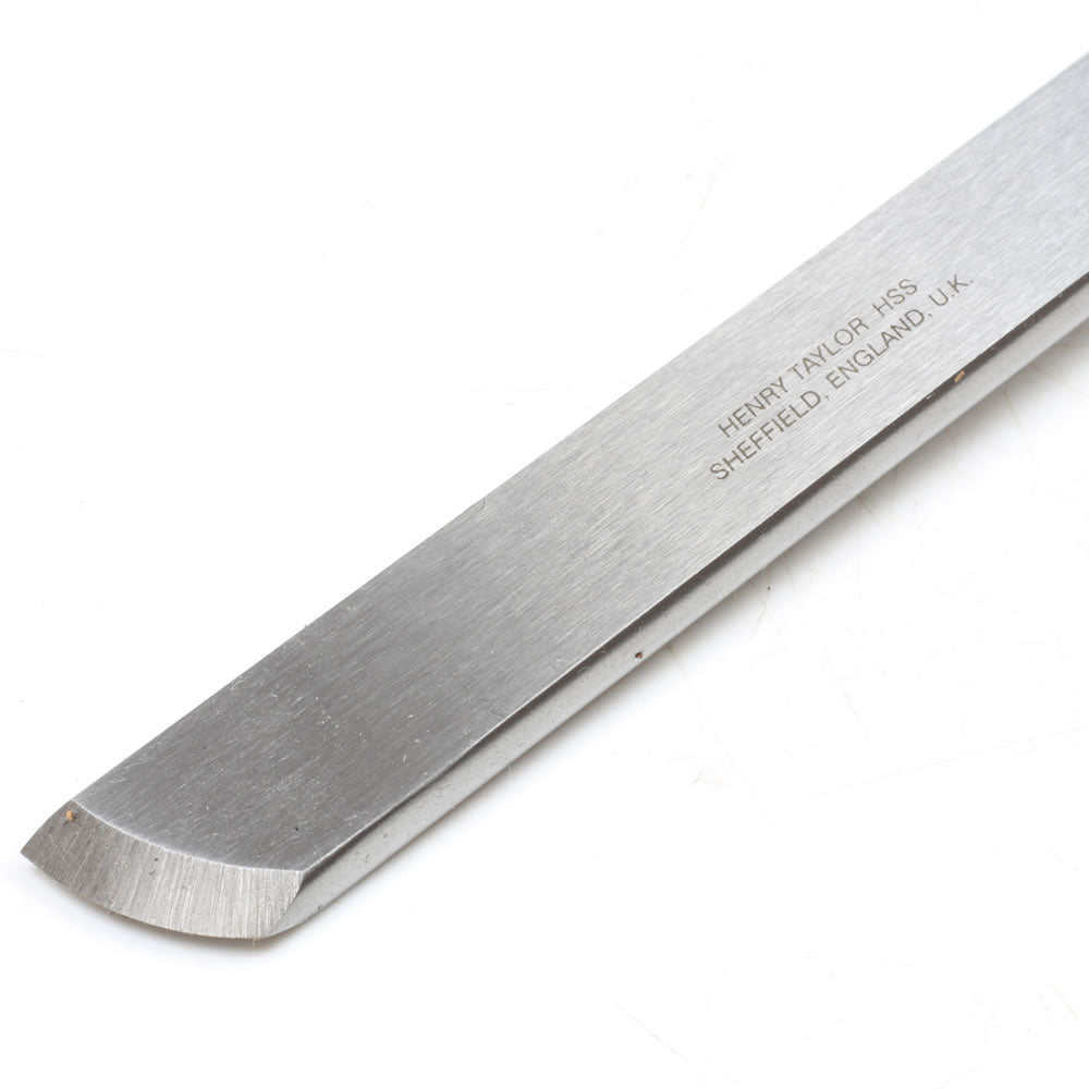 Henry Taylor Round Edge Skew Chisel - close up of blade