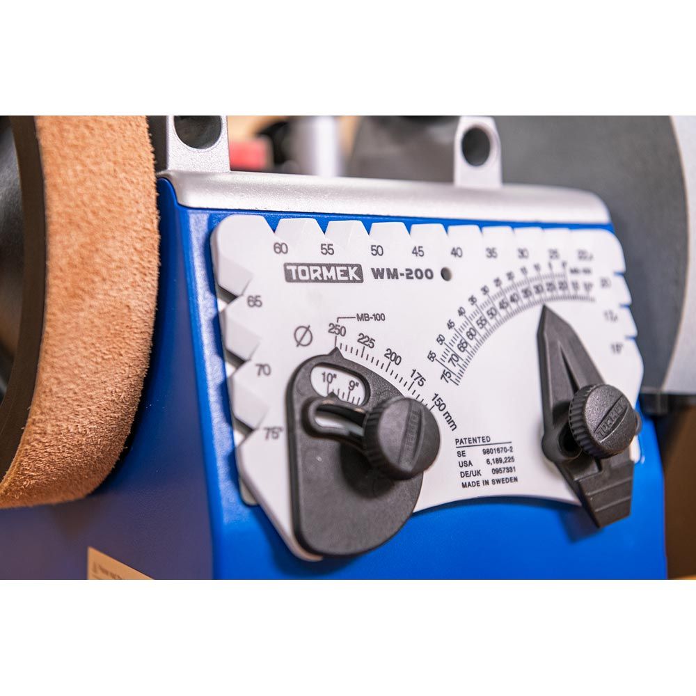 Tormek T-4 Sharpening System with HTK-906 Hand Tool Kit 