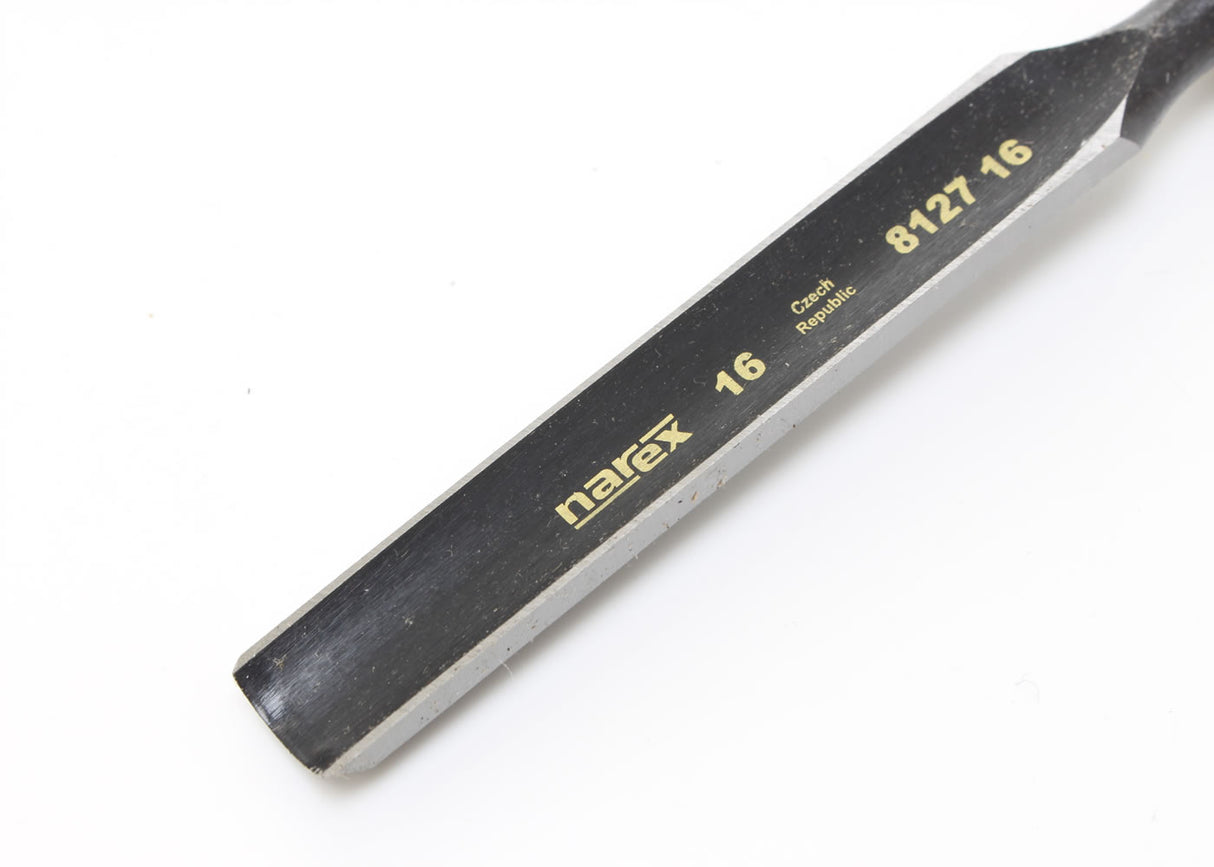 Narex Premium Firmer Gouge - close up of blade