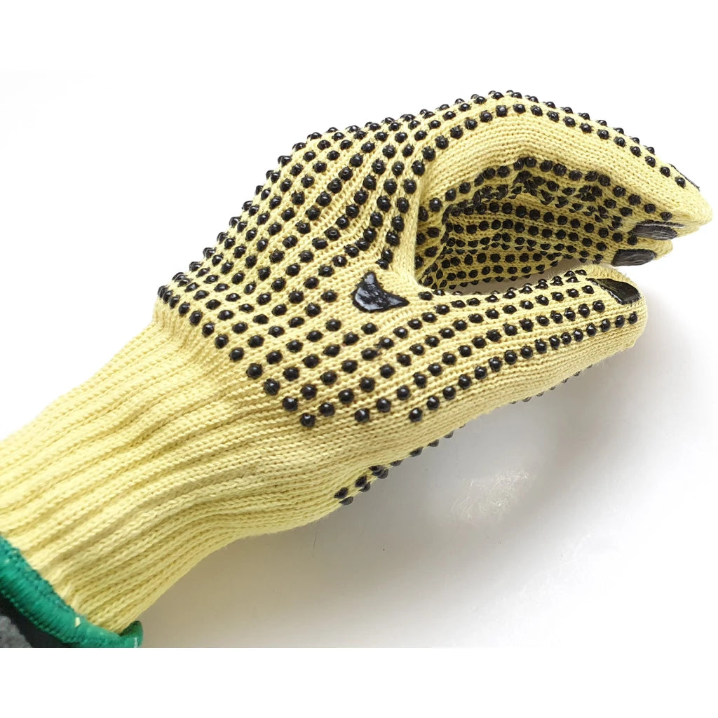 Beber Kevlar Reinforced Carvers Glove in use