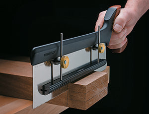 Veritas Saw Depth Stop aiding tenon cut