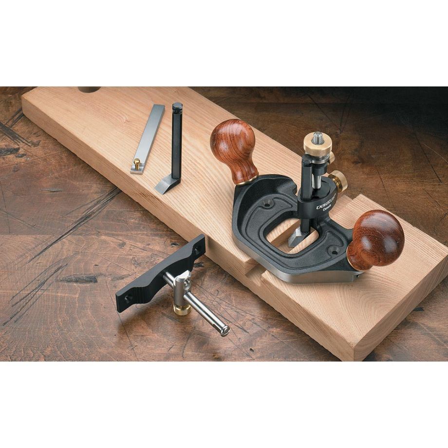 Veritas Router Plane Fence next to router