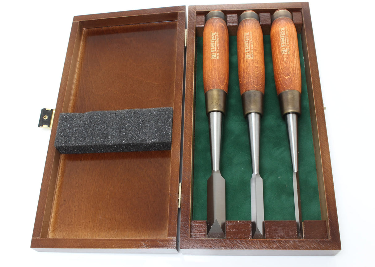 Narex Dovetail Chisel Set in fitted box